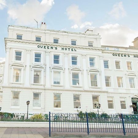 Queens Hotel Llandudno Bagian luar foto