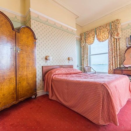 Queens Hotel Llandudno Bagian luar foto