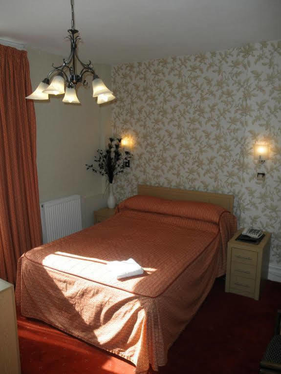 Queens Hotel Llandudno Bagian luar foto