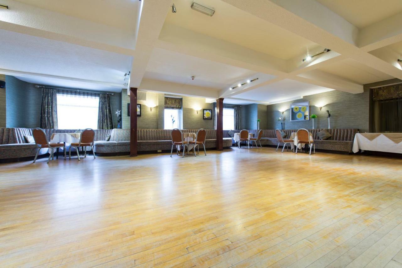 Queens Hotel Llandudno Bagian luar foto
