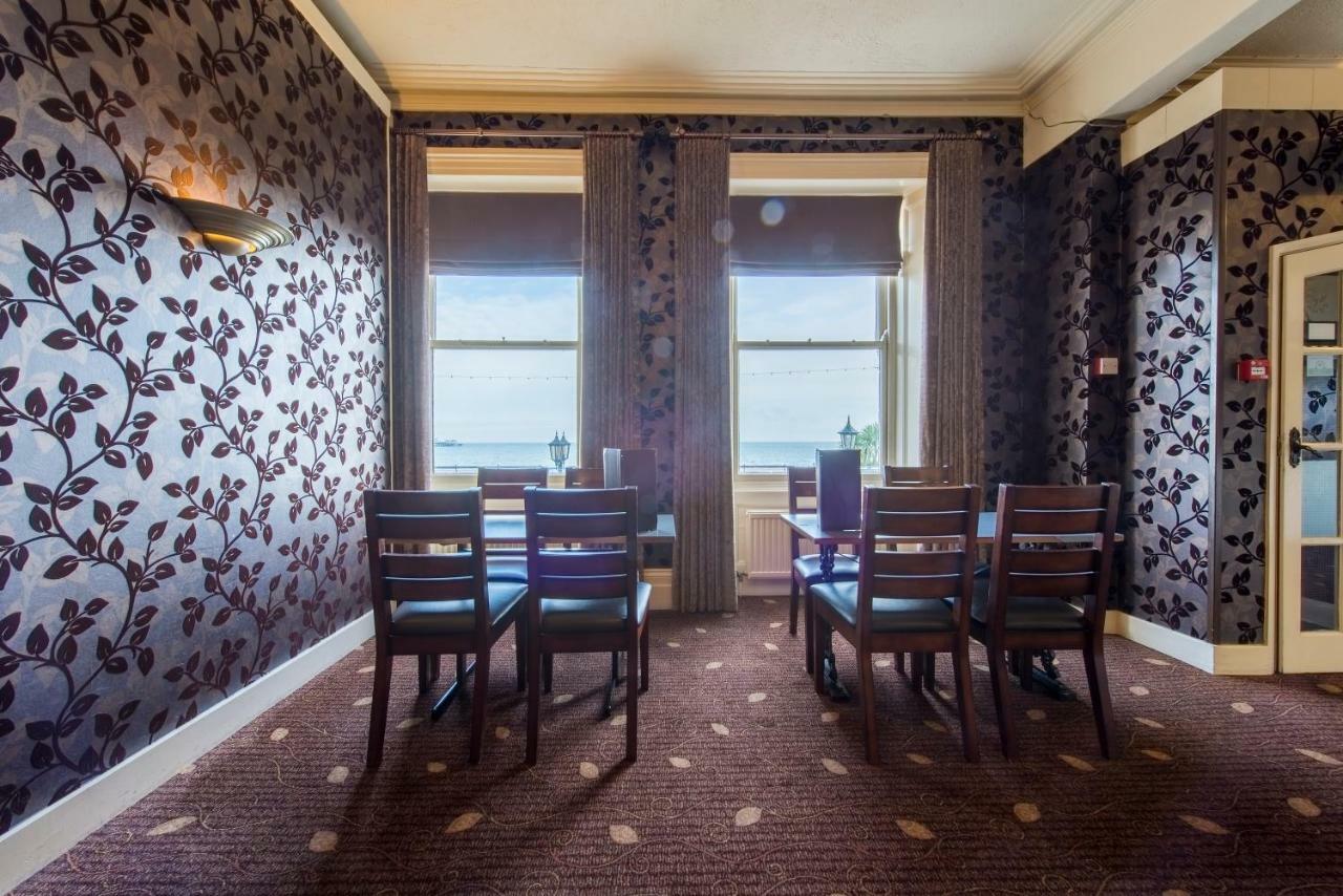 Queens Hotel Llandudno Bagian luar foto