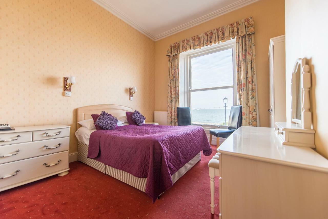 Queens Hotel Llandudno Bagian luar foto