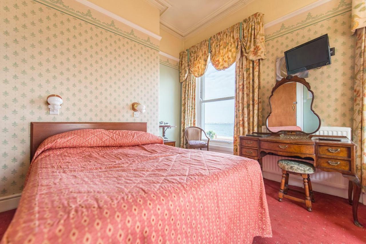 Queens Hotel Llandudno Bagian luar foto